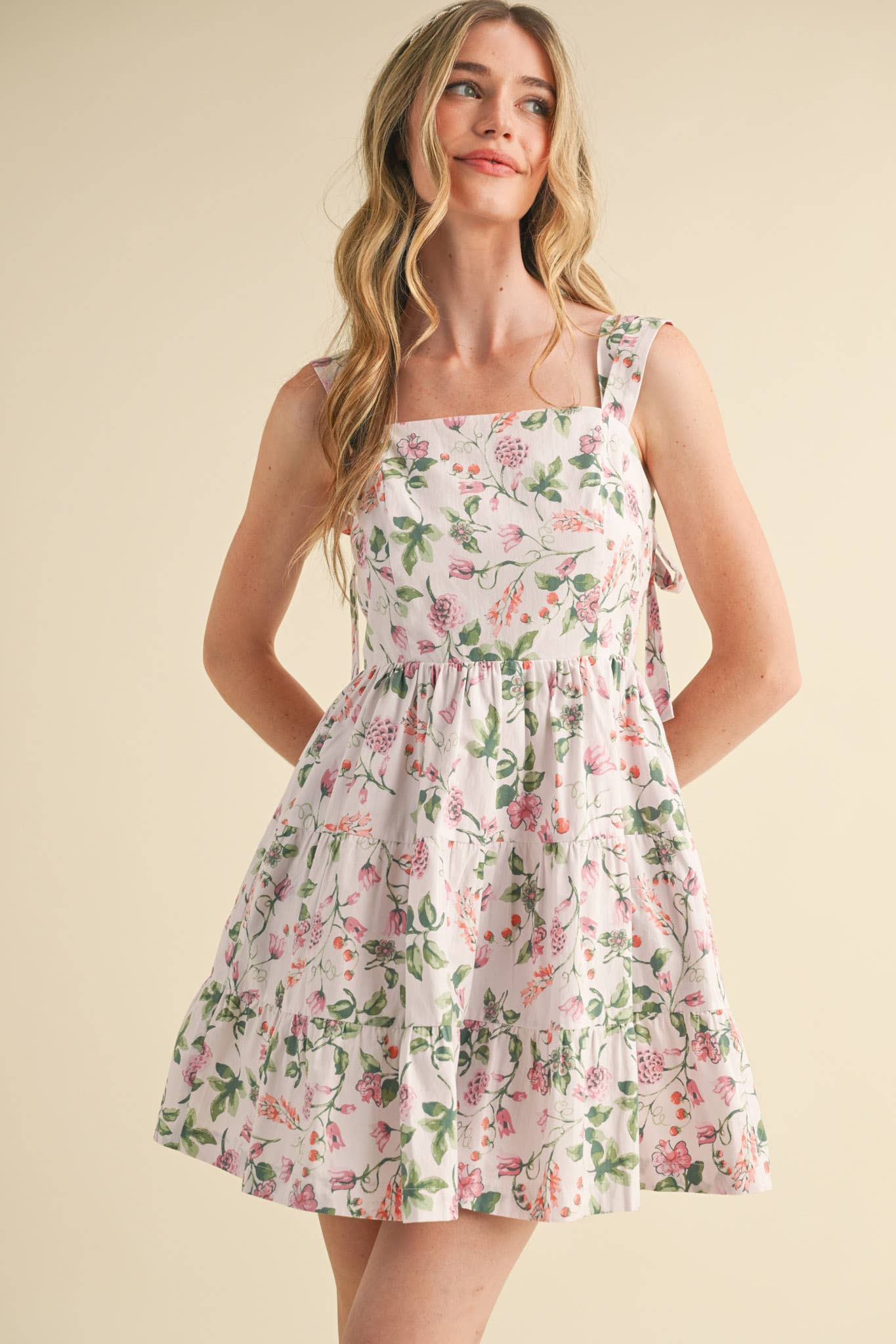 FLORAL TIERED MINI DRESS WITH TYING STRAPS MDR3808