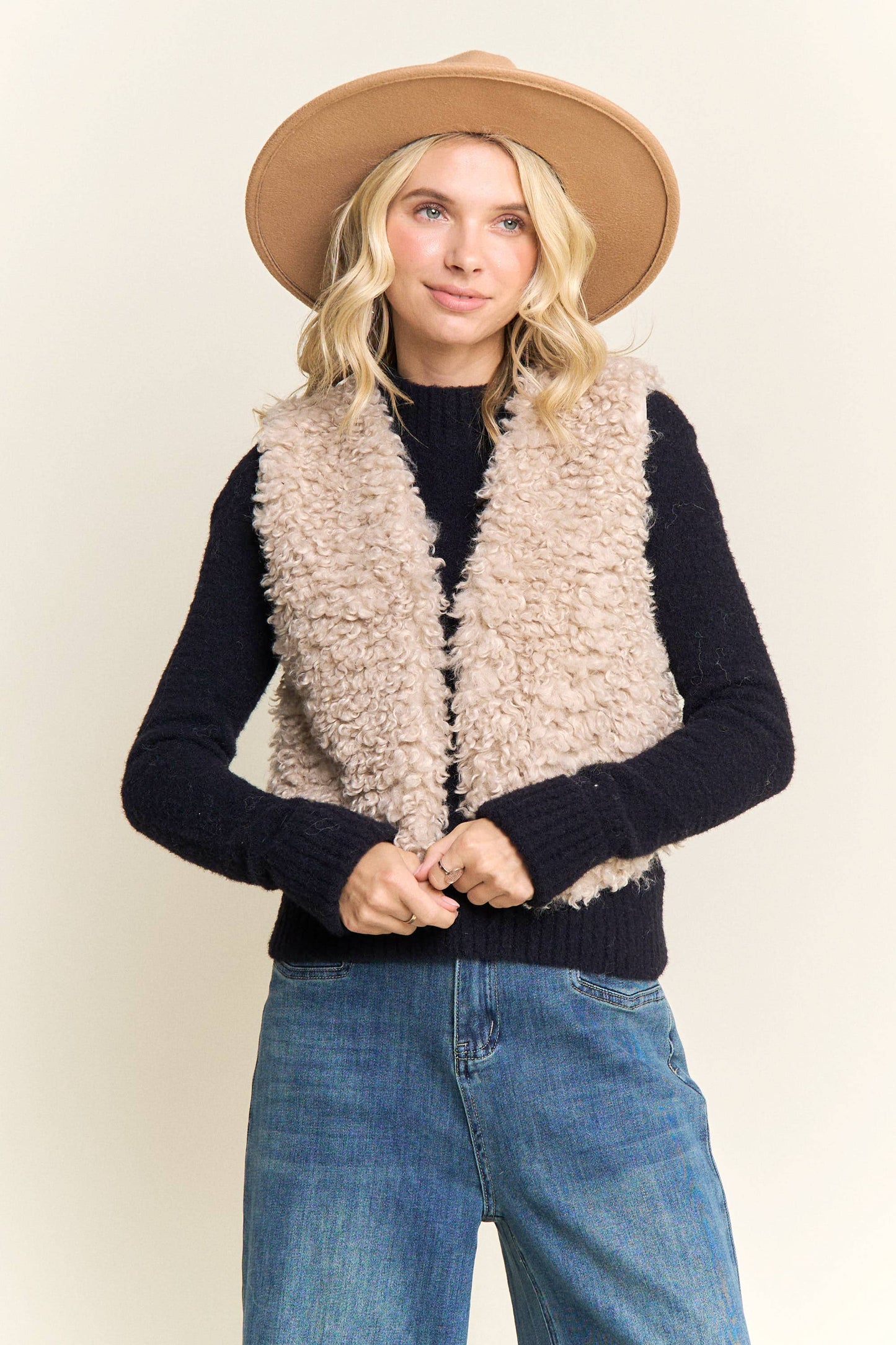 LEJ4199-FAUX FUR LUXE LONG VEST