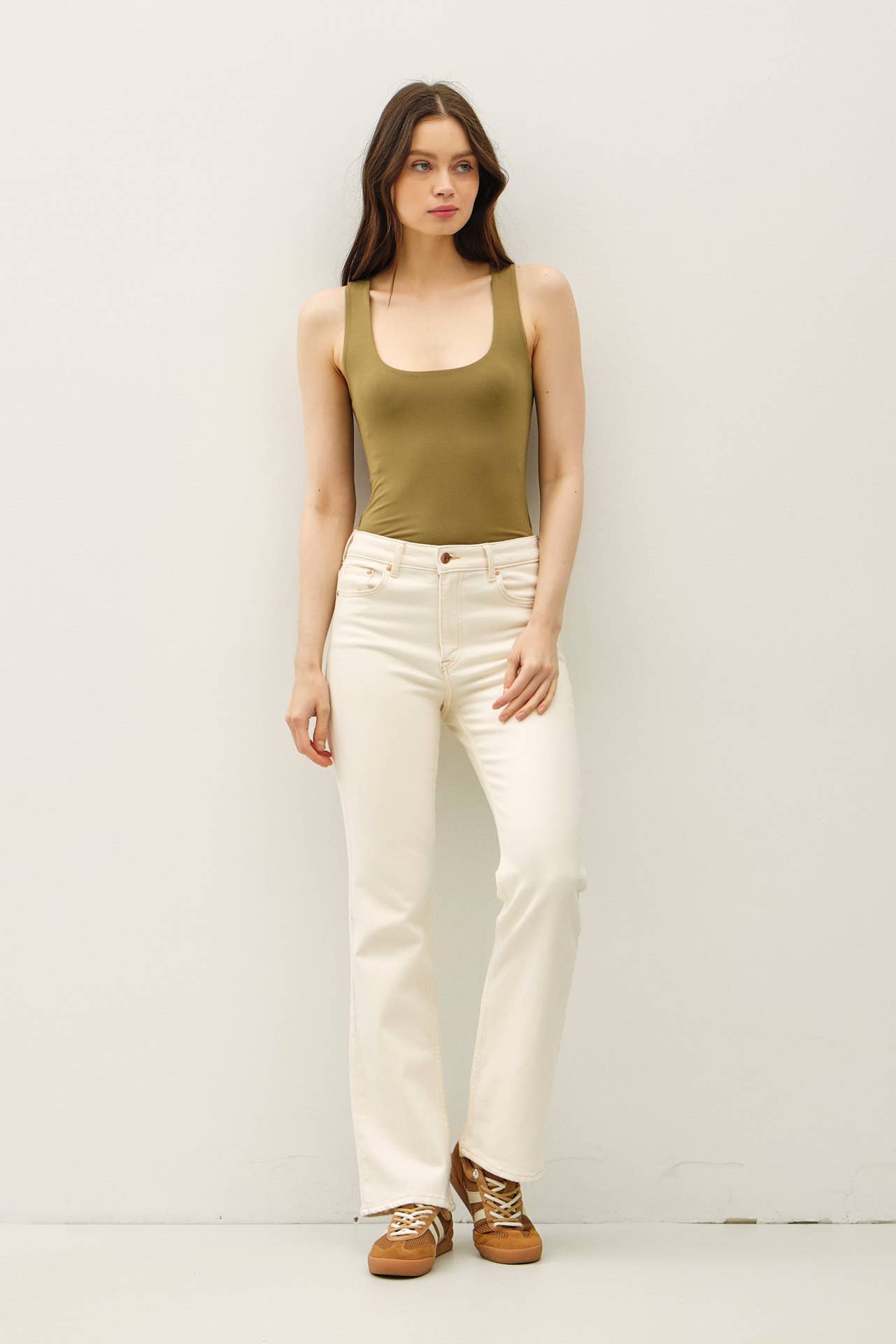 SOFT CORE-DOUBLE LINED BASIC SQUARE NECK TANK