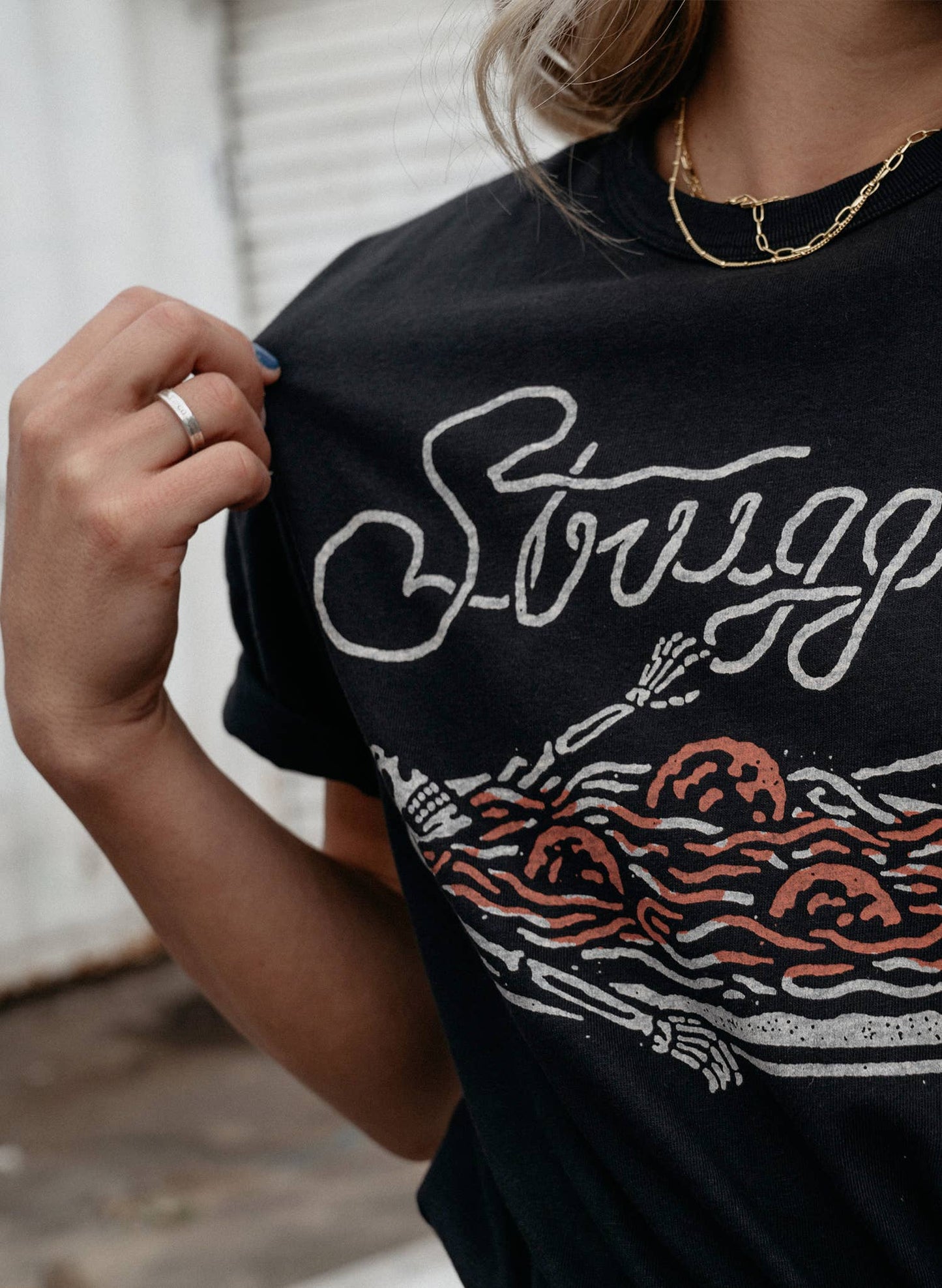 Strugglin Tee