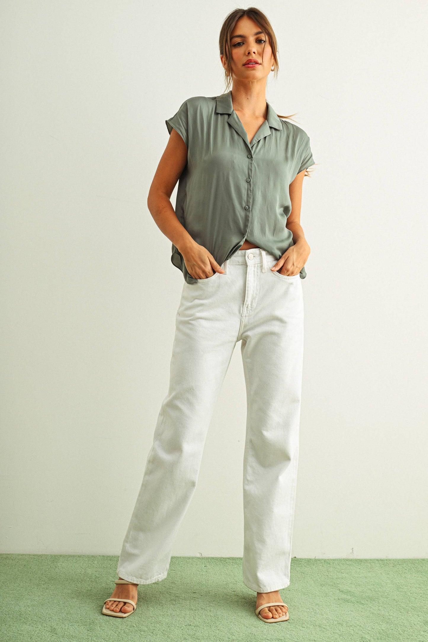 MMT1194   BUTTON DOWN CAP SLEEVE SHIRTS