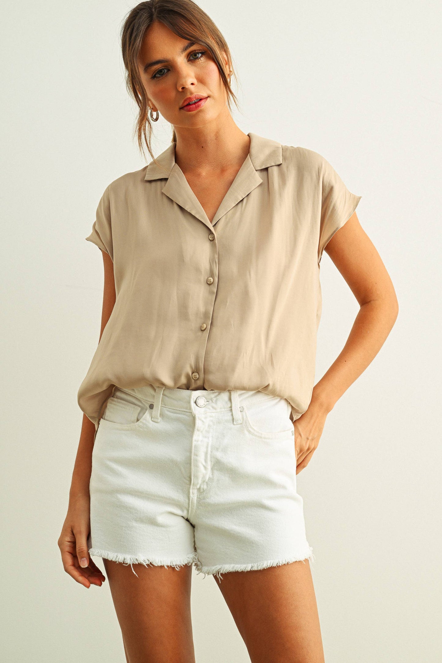 MMT1194   BUTTON DOWN CAP SLEEVE SHIRTS